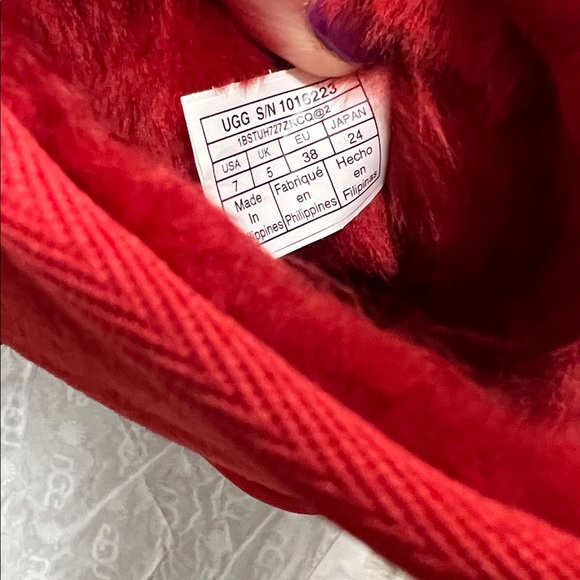 🔥🔥UGG Classic II genuine shearling lined short boot - Picture 15 of 16